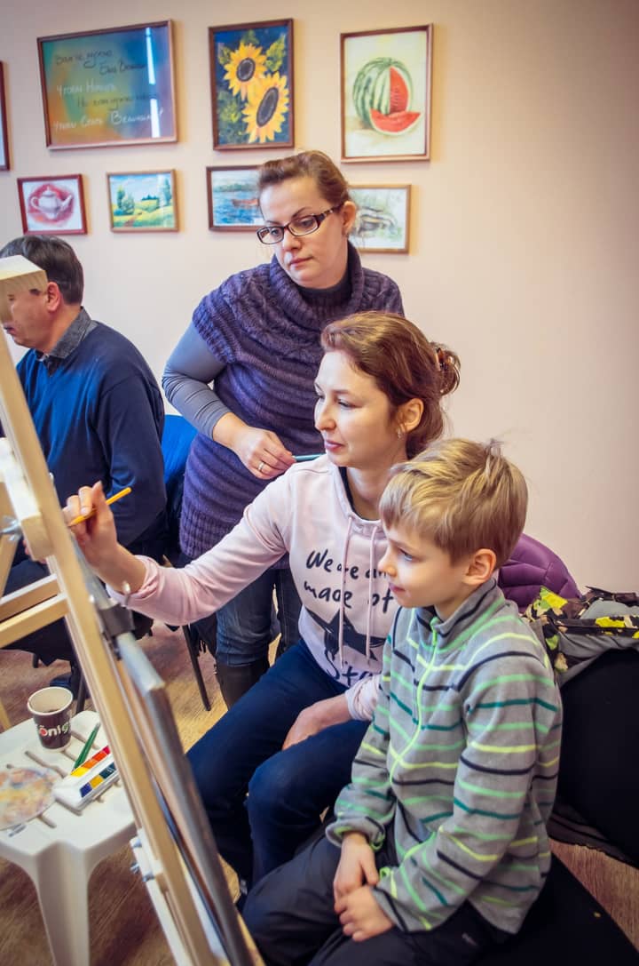 Каждый ребенок в возрасте от 3 до 65+ лет может реализовать себя как художник!